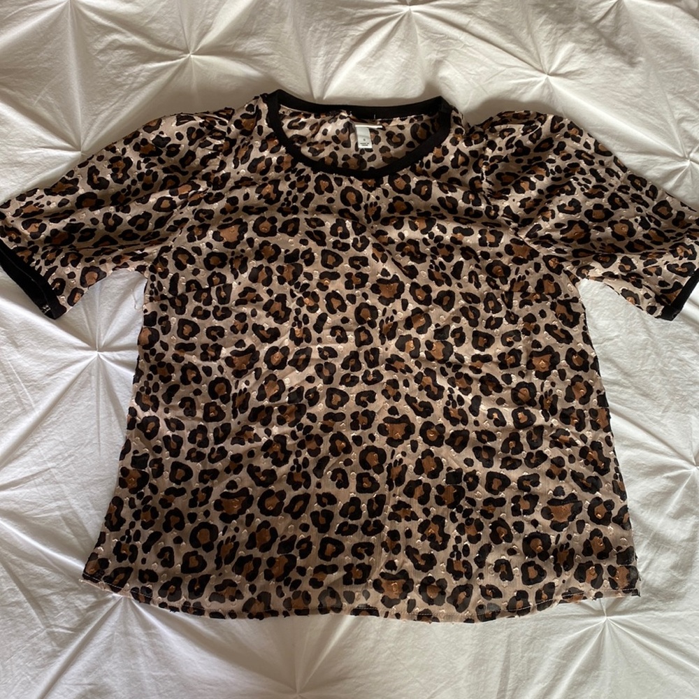 Cheetah patterned Dress shirt